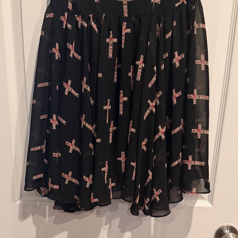 Forever 21 Black and Pink Cross Dress, Size Medium - Picture 9 of 12